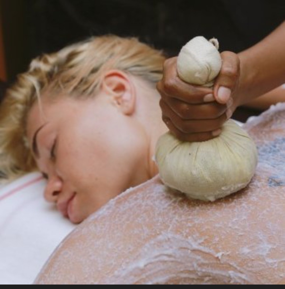 Navarakizhi treatment at Kerala Ayurveda Hospital, Salem